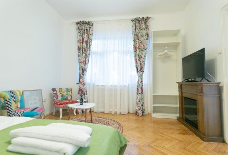 Ultracentral, Unirii